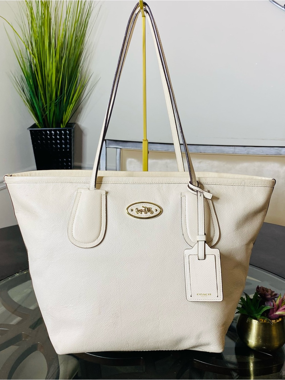 COACH Taxi Tote Chalk Ivory Crossgrain Leather Shoulder Bag Handbag